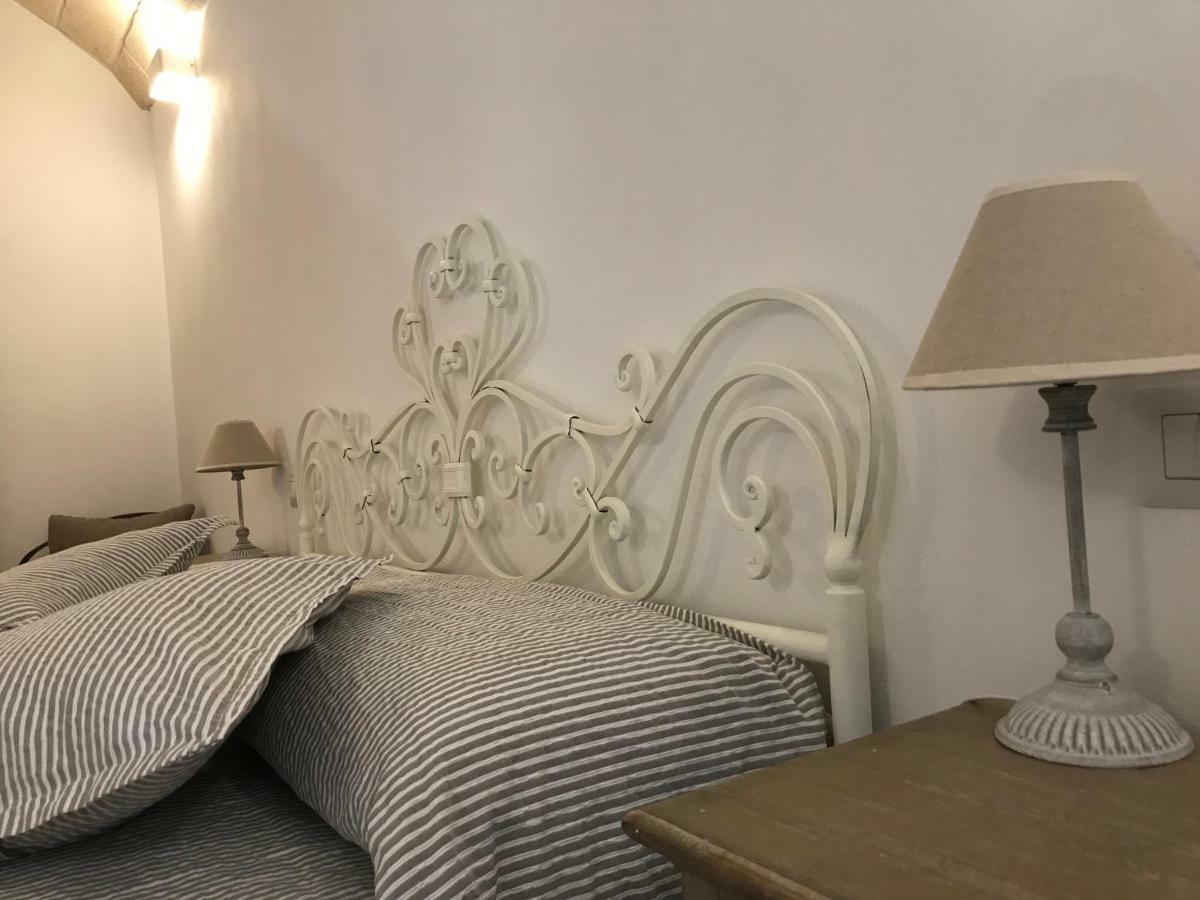 Il Trullo Di Giulietta Bed and Breakfast Impalata Eksteriør billede